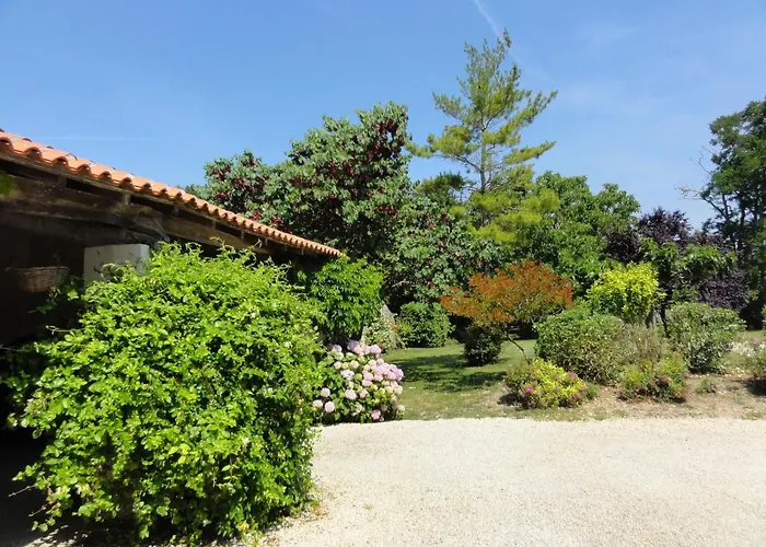 Bed & Breakfast D'hotes Les Tilleuls 3*